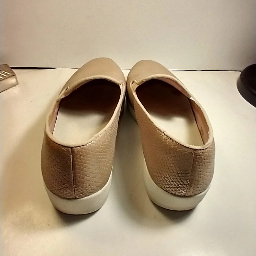 FitFlop Superskate Lizard Print Slip On Loafers Women's sz 9.